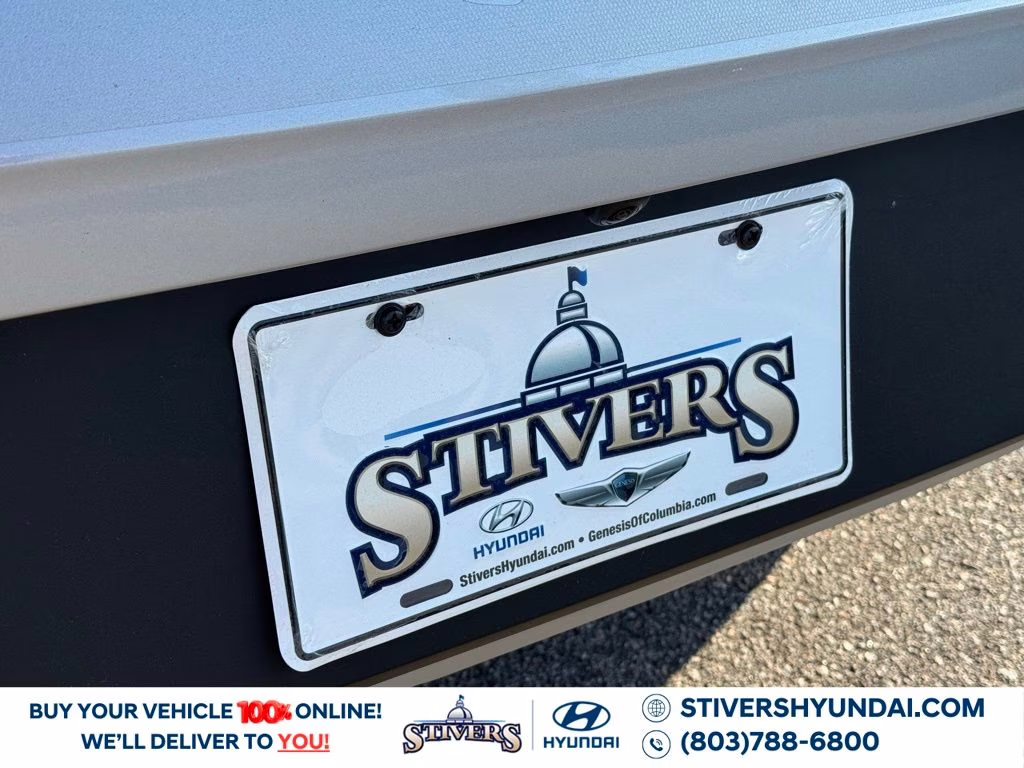 2026 Shimmering Silver Hyundai Venue SEL FWD SUV