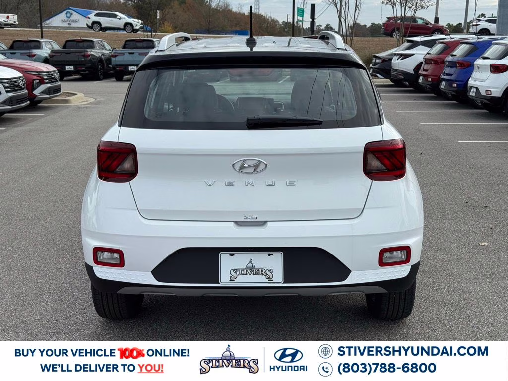 2026 Lunar White w/Black Roof Hyundai Venue SEL FWD SUV