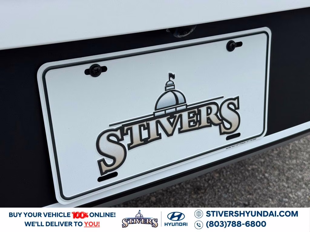 2026 Lunar White w/Black Roof Hyundai Venue SEL FWD SUV