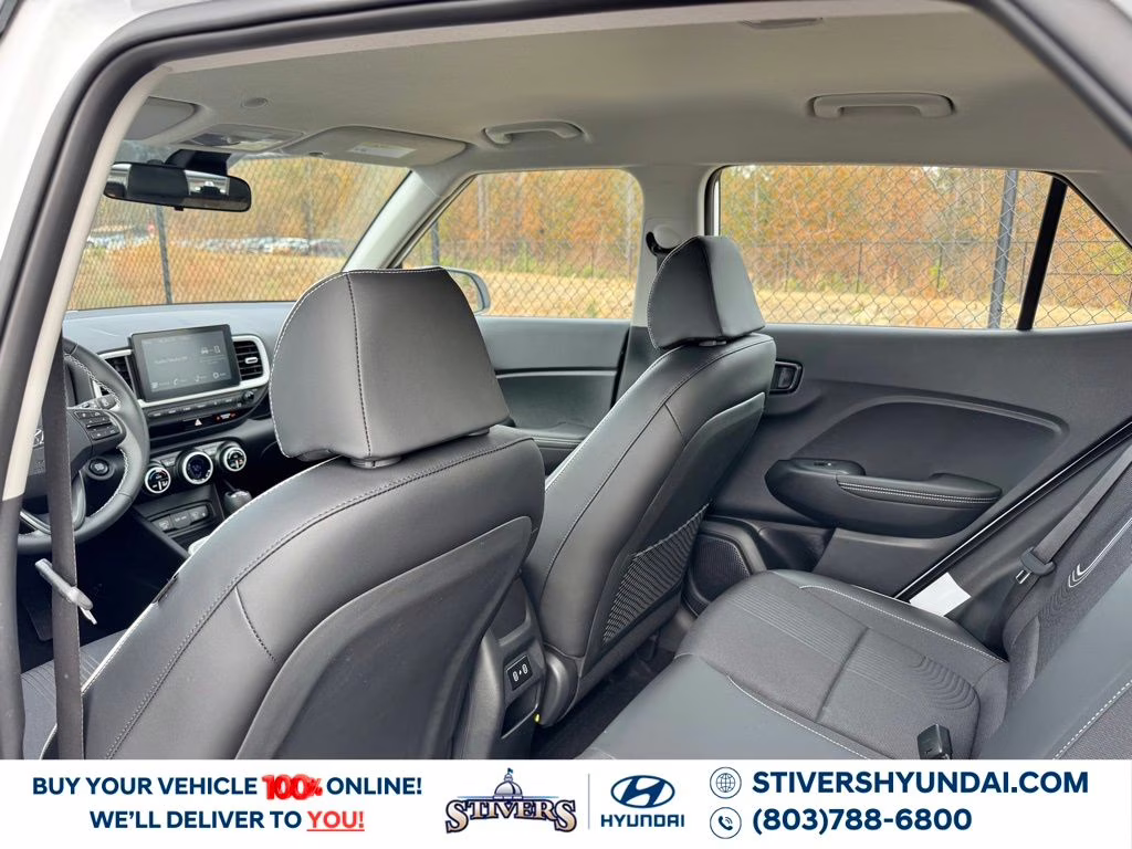 2026 Lunar White w/Black Roof Hyundai Venue SEL FWD SUV