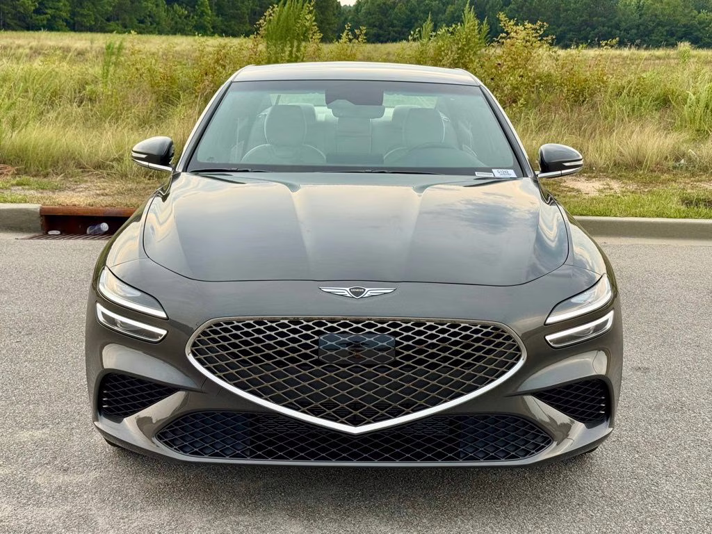 2026 Makalu Gray Genesis G70 2.5T RWD Sedan