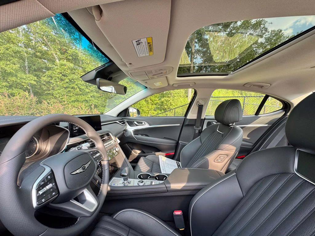 2026 Vik Black Genesis G70 2.5T Prestige RWD Sedan