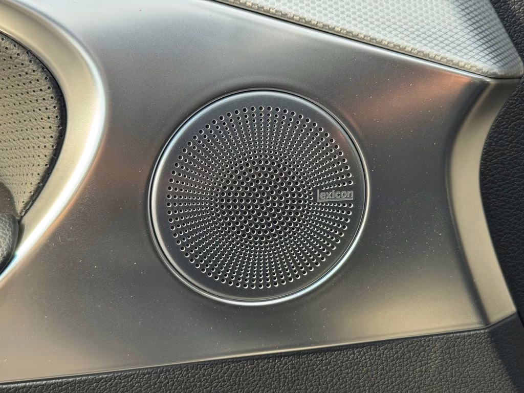 2026 Vik Black Genesis G70 2.5T Prestige RWD Sedan