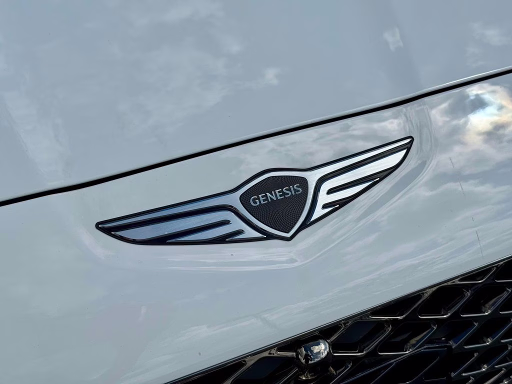 2026 Uyuni White Genesis G70 2.5T Prestige RWD Sedan