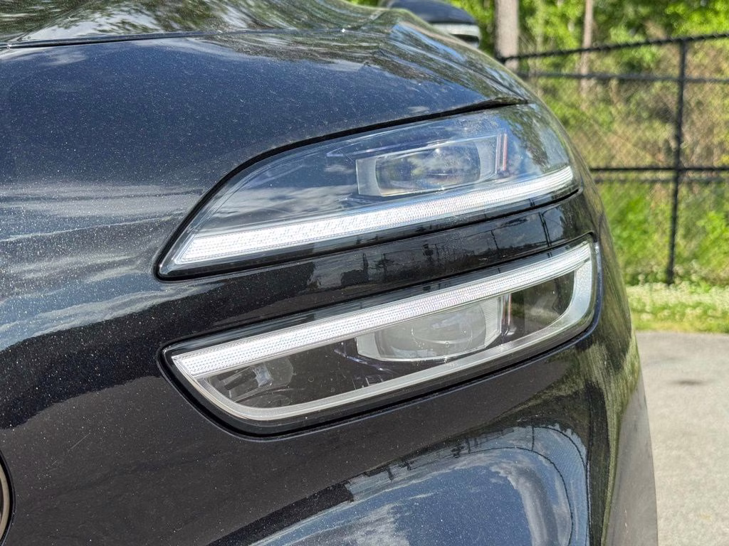 2025 Vik Black Genesis G70 2.5T Sport Prestige RWD Sedan