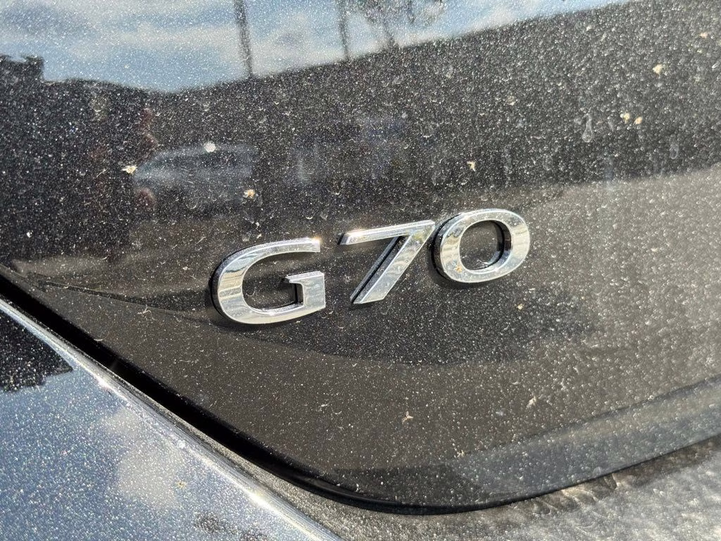 2025 Vik Black Genesis G70 2.5T Sport Prestige RWD Sedan