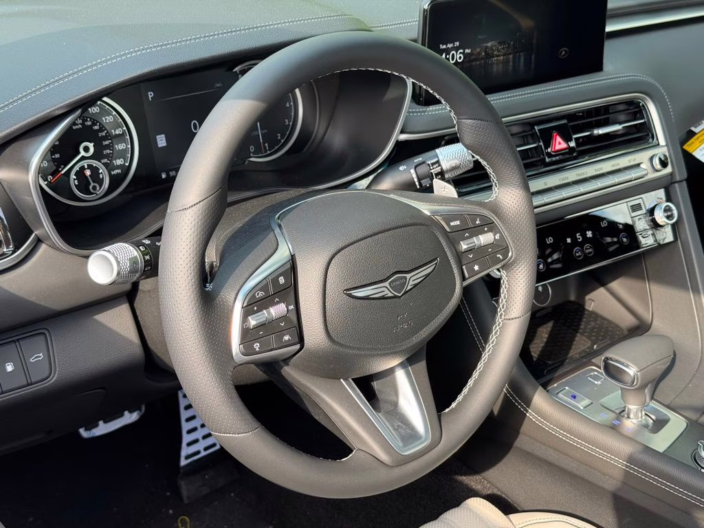 2025 Vik Black Genesis G70 2.5T Sport Prestige RWD Sedan