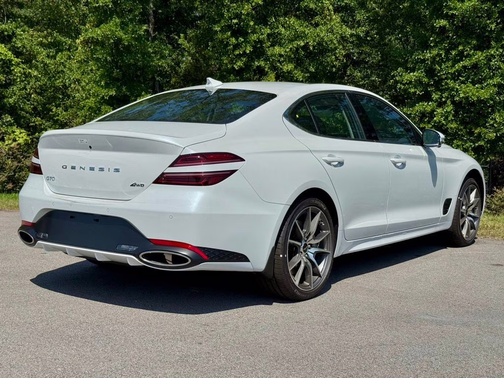 2026 Uyuni White Genesis G70 2.5T Prestige AWD Sedan