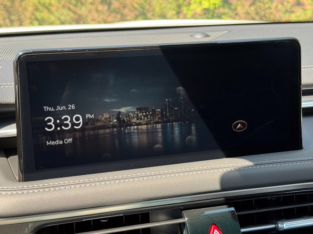 2026 Uyuni White Genesis G70 2.5T Prestige AWD Sedan