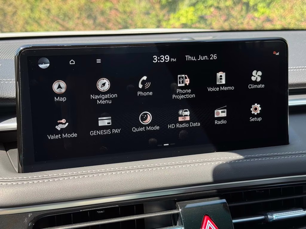 2026 Uyuni White Genesis G70 2.5T Prestige AWD Sedan