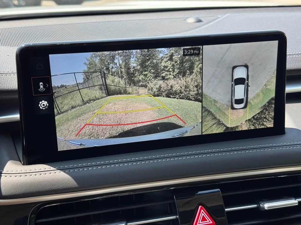 2026 Uyuni White Genesis G70 2.5T Prestige AWD Sedan