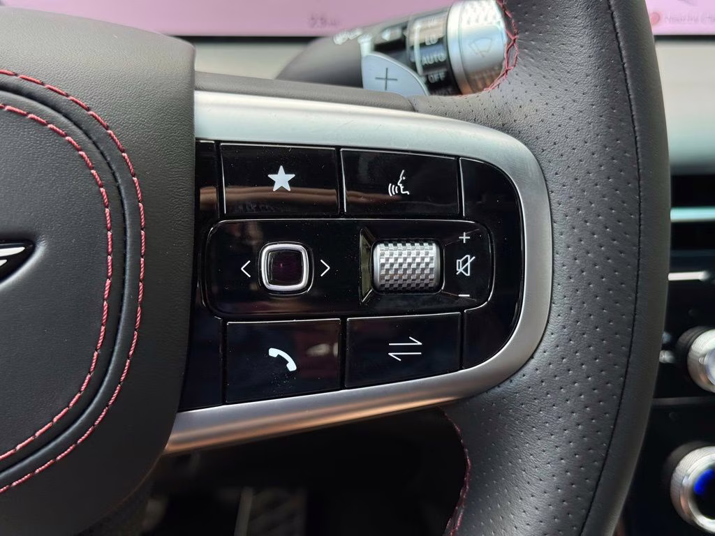 2025 Uyuni White Genesis G80 2.5T AWD Sedan