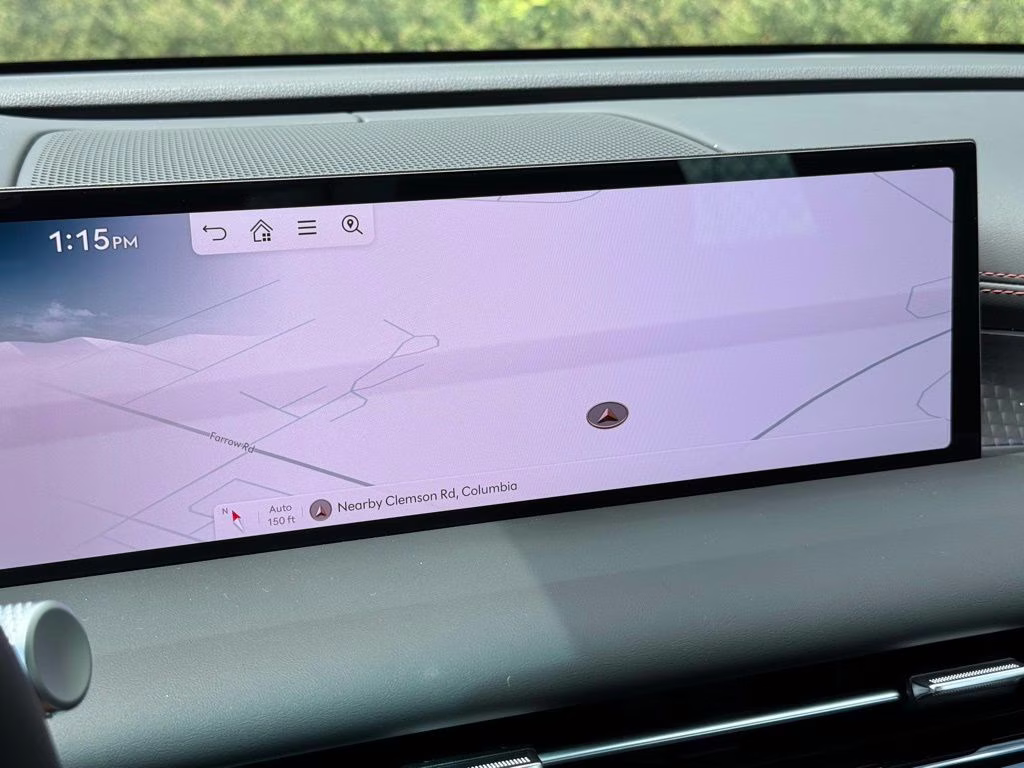 2025 Uyuni White Genesis G80 2.5T AWD Sedan