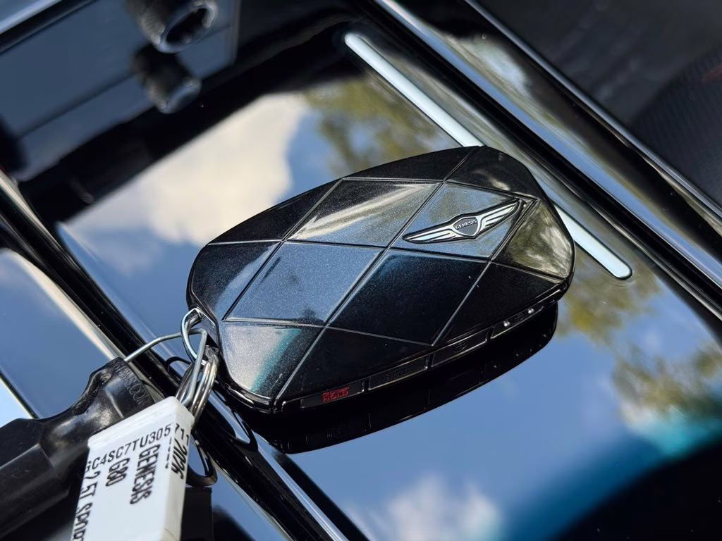 2026 Uyuni White Genesis G80 2.5T Sport Prestige AWD Sedan