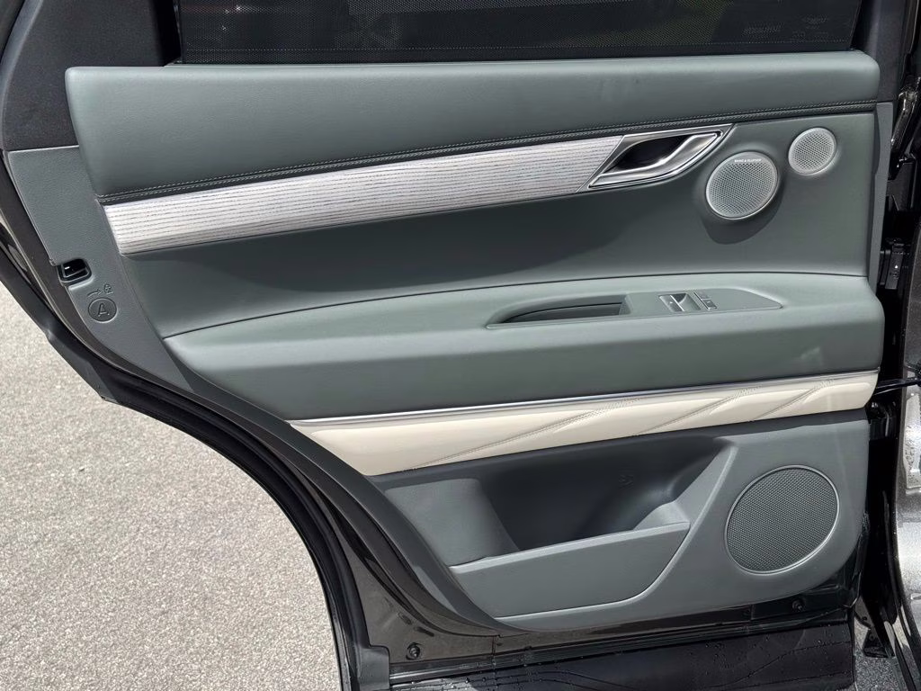 2026 Makalu Gray Genesis GV80 2.5T Advanced AWD SUV