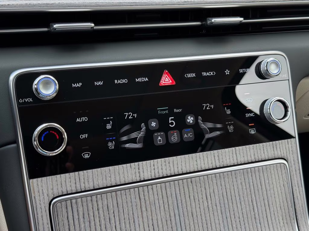 2026 Makalu Gray Genesis GV80 2.5T Advanced AWD SUV