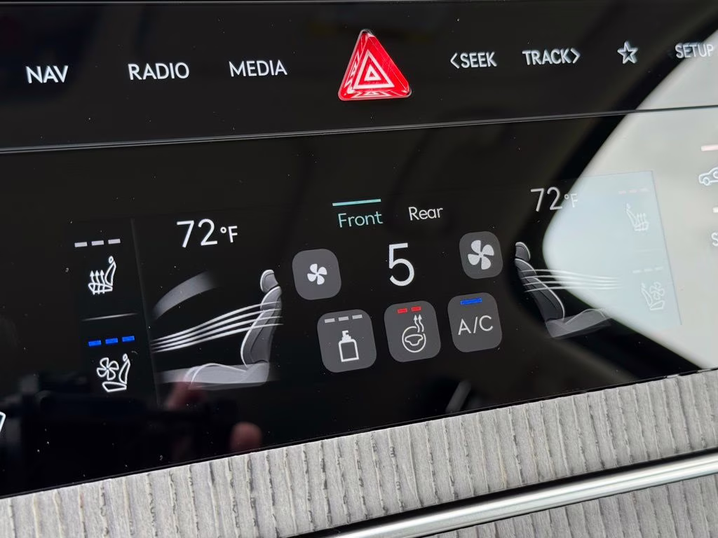 2026 Makalu Gray Genesis GV80 2.5T Advanced AWD SUV