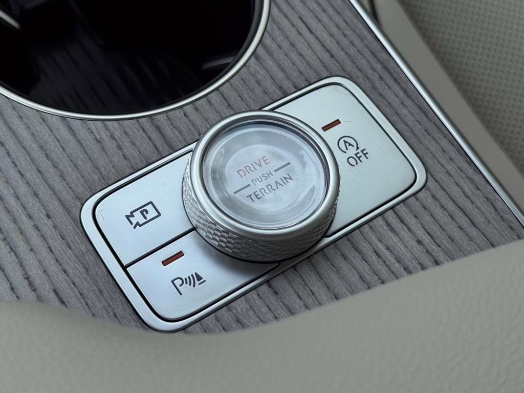 2026 Makalu Gray Genesis GV80 2.5T Advanced AWD SUV