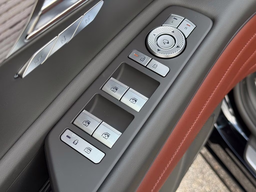 2025 Vik Black Genesis GV80 3.5T Prestige AWD SUV