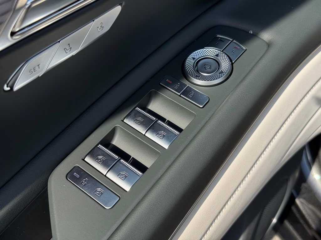 2025 Makalu Gray Genesis GV80 3.5T Prestige AWD SUV