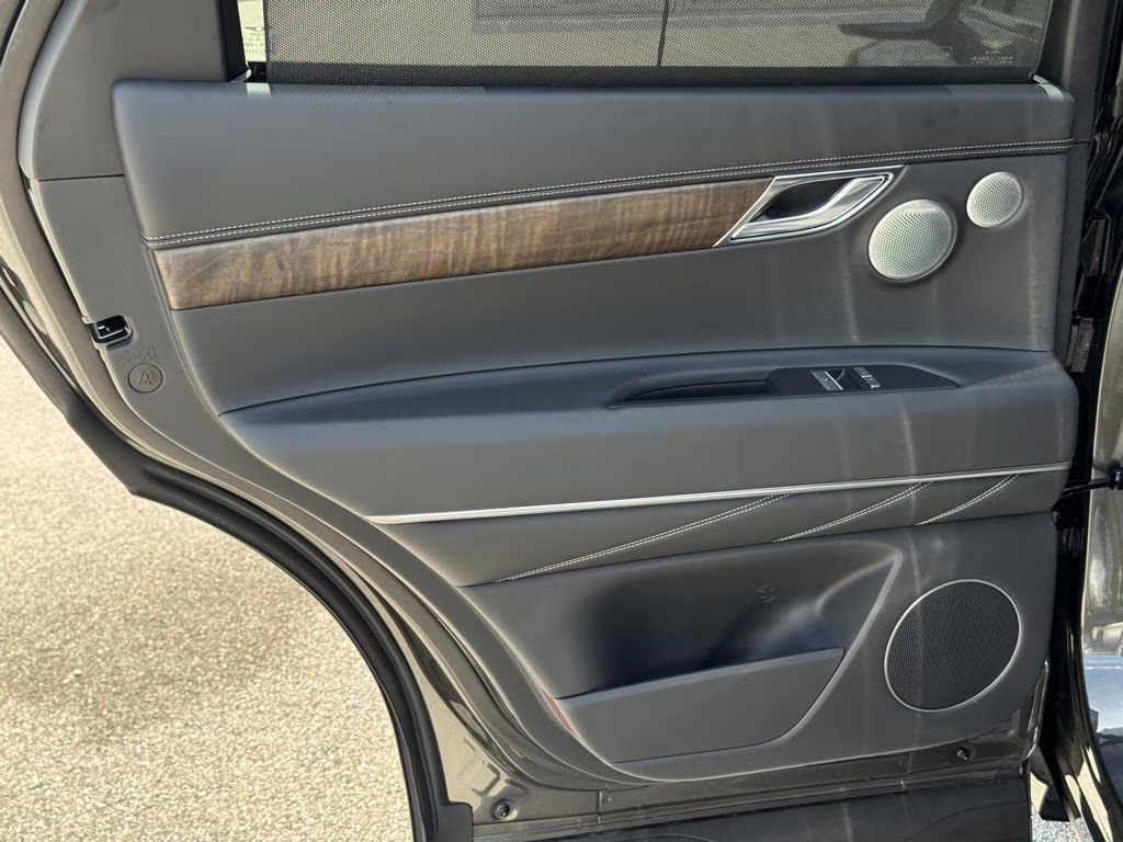 2025 Makalu Gray Genesis GV80 3.5T Prestige AWD SUV