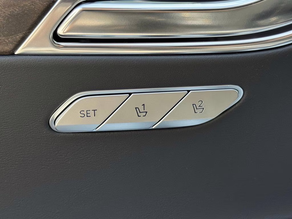 2025 Makalu Gray Genesis GV80 3.5T Prestige AWD SUV