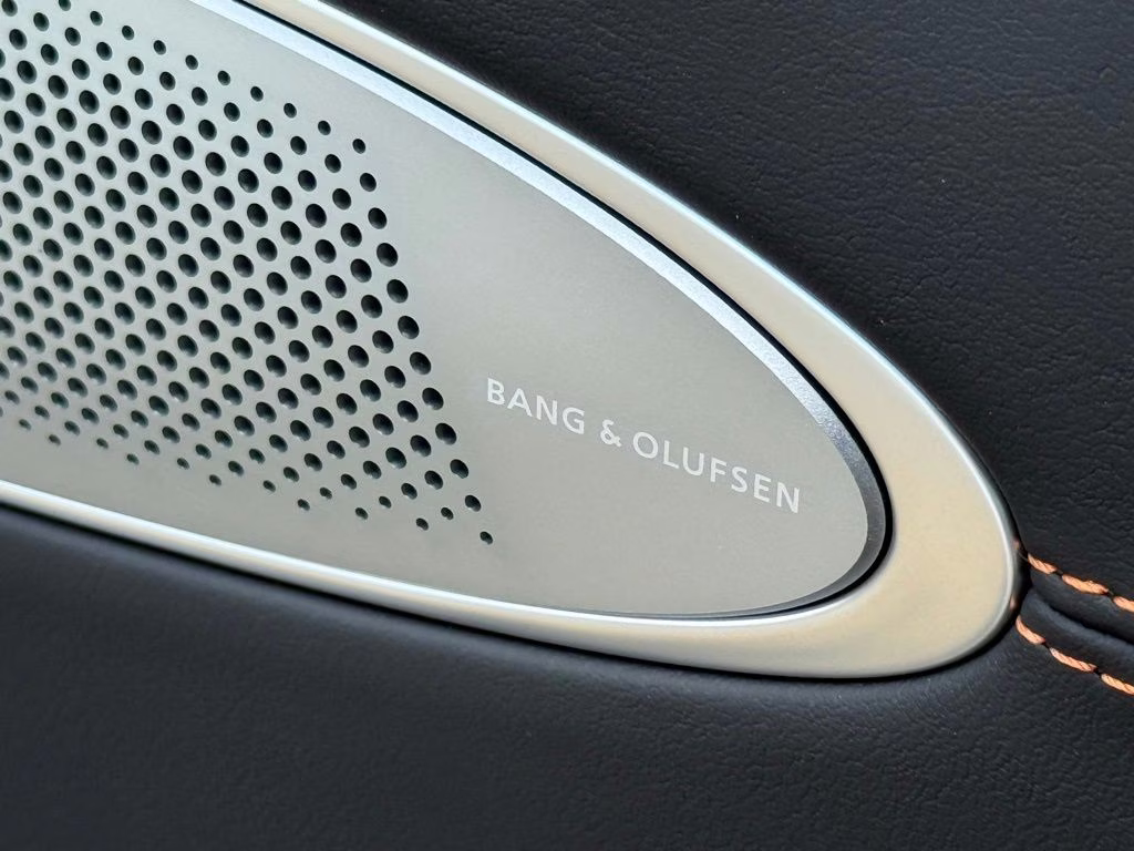 2026 Uyuni White Genesis GV70 3.5T Sport Prestige AWD SUV