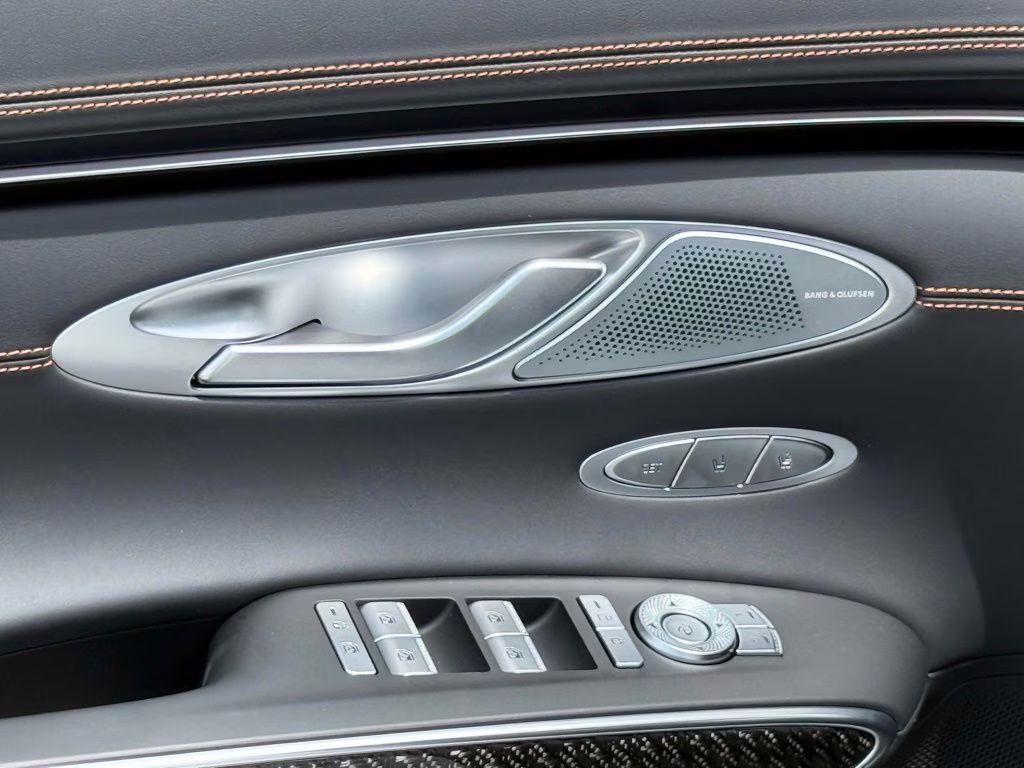 2026 Uyuni White Genesis GV70 3.5T Sport Prestige AWD SUV