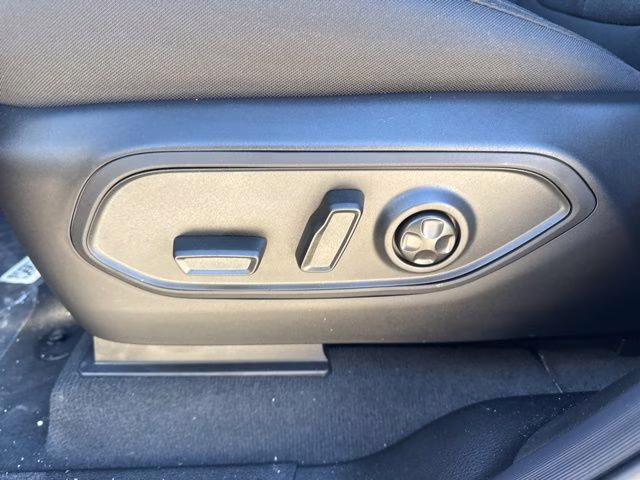 2025 Diamond Jeep Grand Cherokee L RWD SUV
