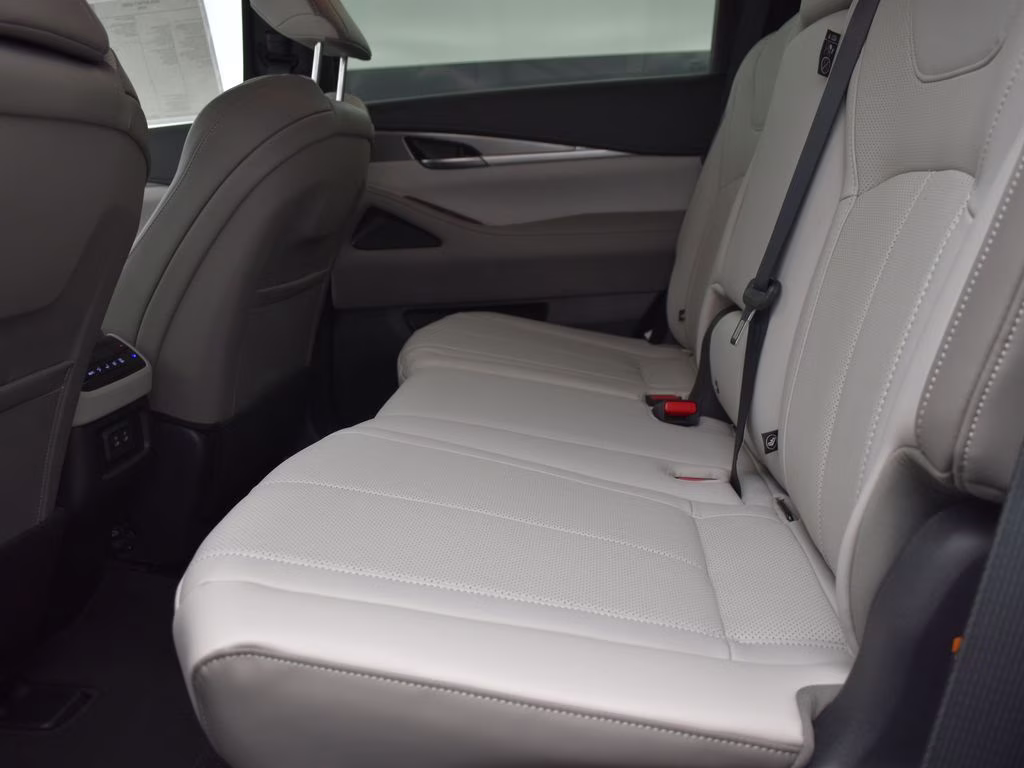 2026 Radiant White INFINITI QX60 PURE FWD SUV