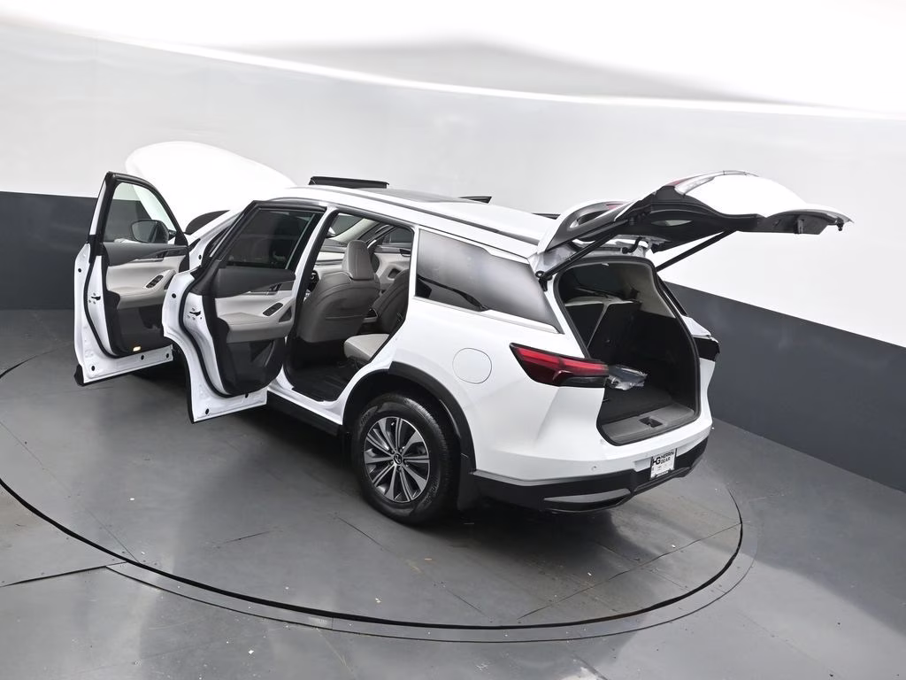 2026 Radiant White INFINITI QX60 PURE FWD SUV