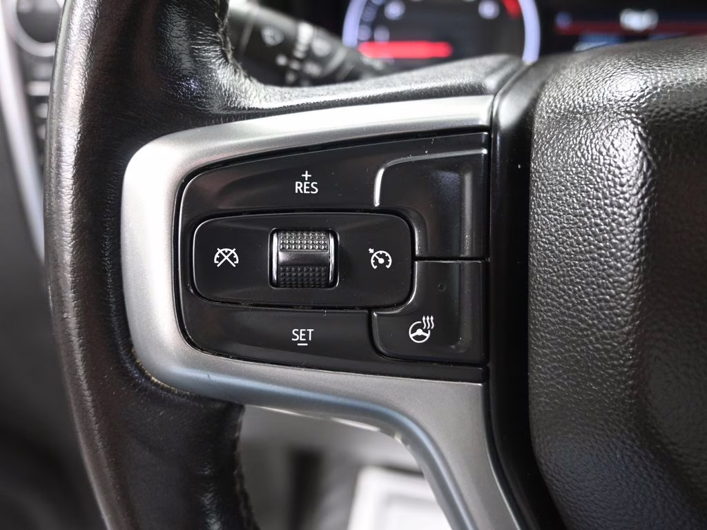 2022 Silver Ice Metallic Chevrolet Silverado 2500HD LTZ 4X4 Truck