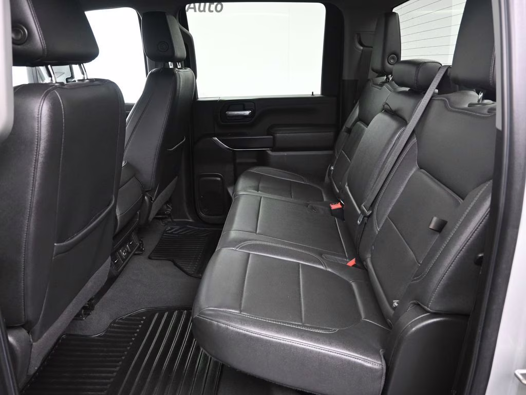 2022 Silver Ice Metallic Chevrolet Silverado 2500HD LTZ 4X4 Truck