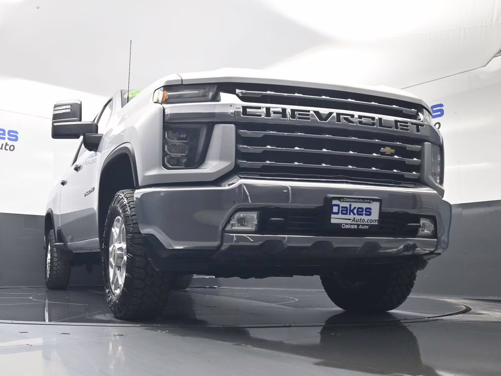 2022 Silver Ice Metallic Chevrolet Silverado 2500HD LTZ 4X4 Truck