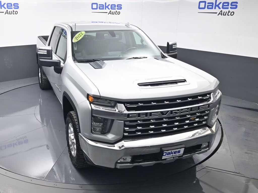2022 Silver Ice Metallic Chevrolet Silverado 2500HD LTZ 4X4 Truck