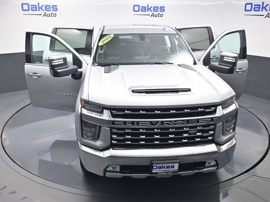 2022 Silver Ice Metallic Chevrolet Silverado 2500HD LTZ 4X4 Truck