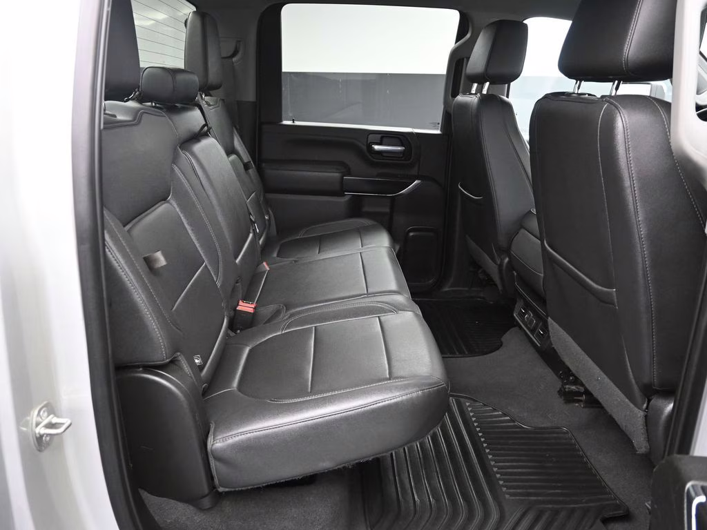 2022 Silver Ice Metallic Chevrolet Silverado 2500HD LTZ 4X4 Truck