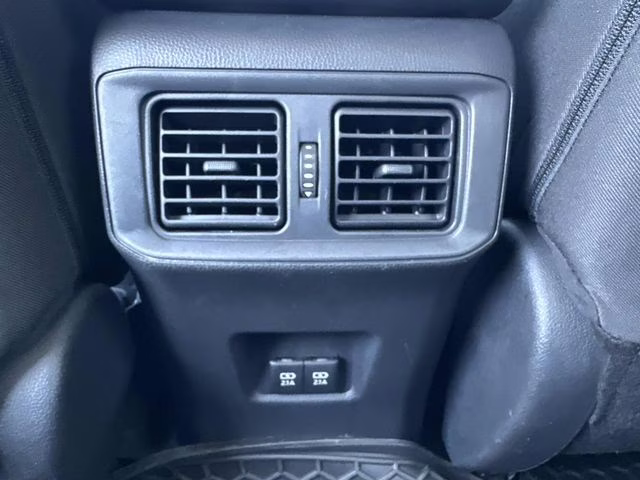 2019 Super White Toyota RAV4 XLE FWD SUV