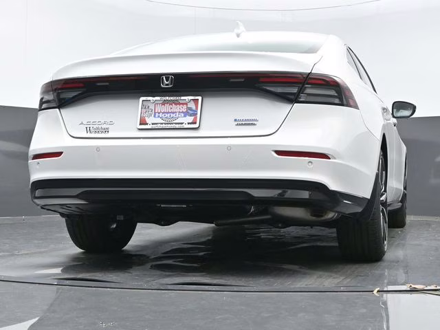 2025 Platinum White Pearl Honda Accord Hybrid Touring FWD Sedan