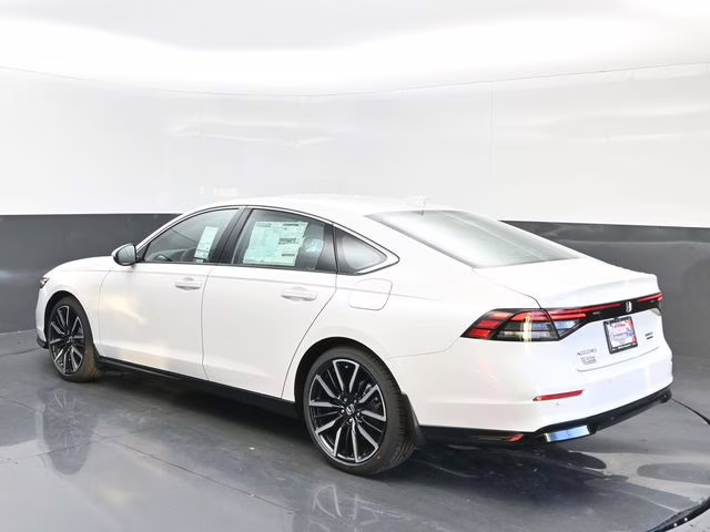2025 Platinum White Pearl Honda Accord Hybrid Touring FWD Sedan