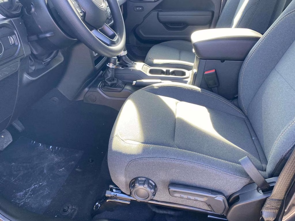 2026 granite crystal metallic clearcoat Jeep Wrangler Sport 4X4 SUV