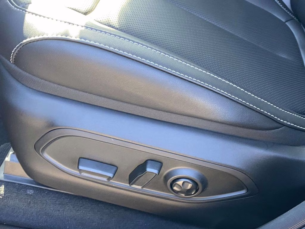 2026 Baltic Gray Metallic Clearcoat Jeep Grand Cherokee Limited RWD SUV