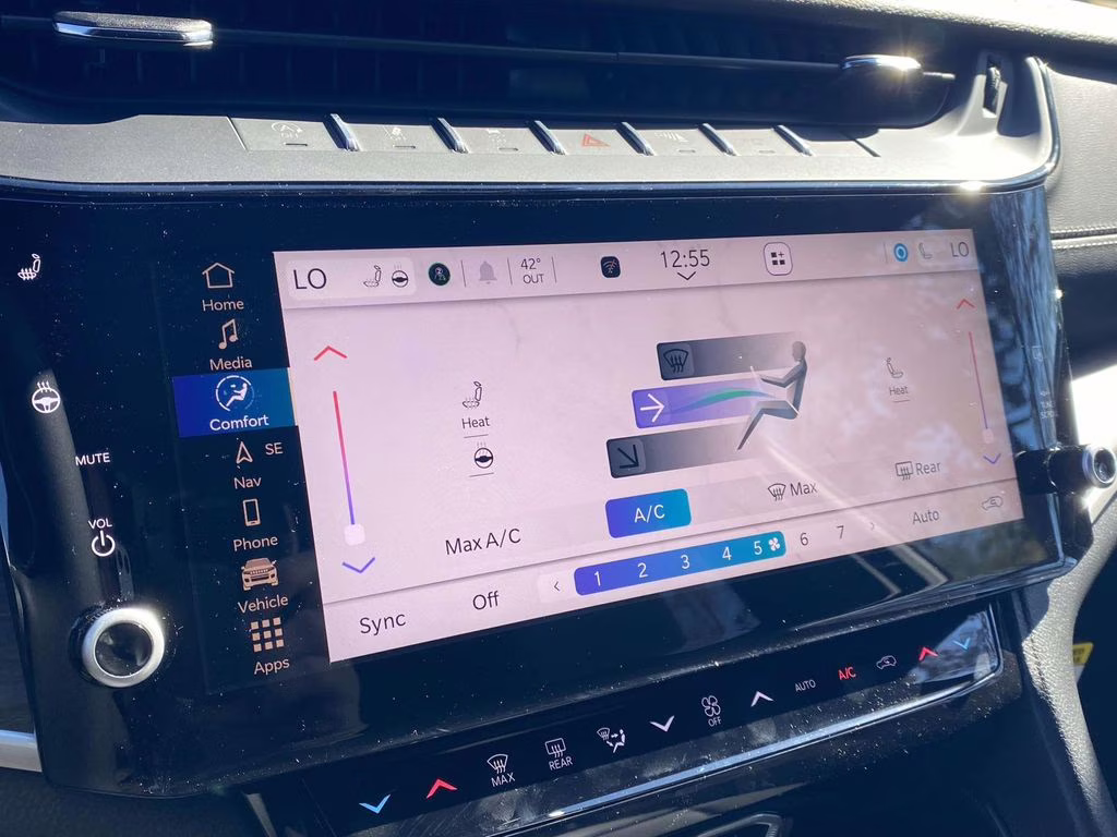 2026 Baltic Gray Metallic Clearcoat Jeep Grand Cherokee Limited RWD SUV