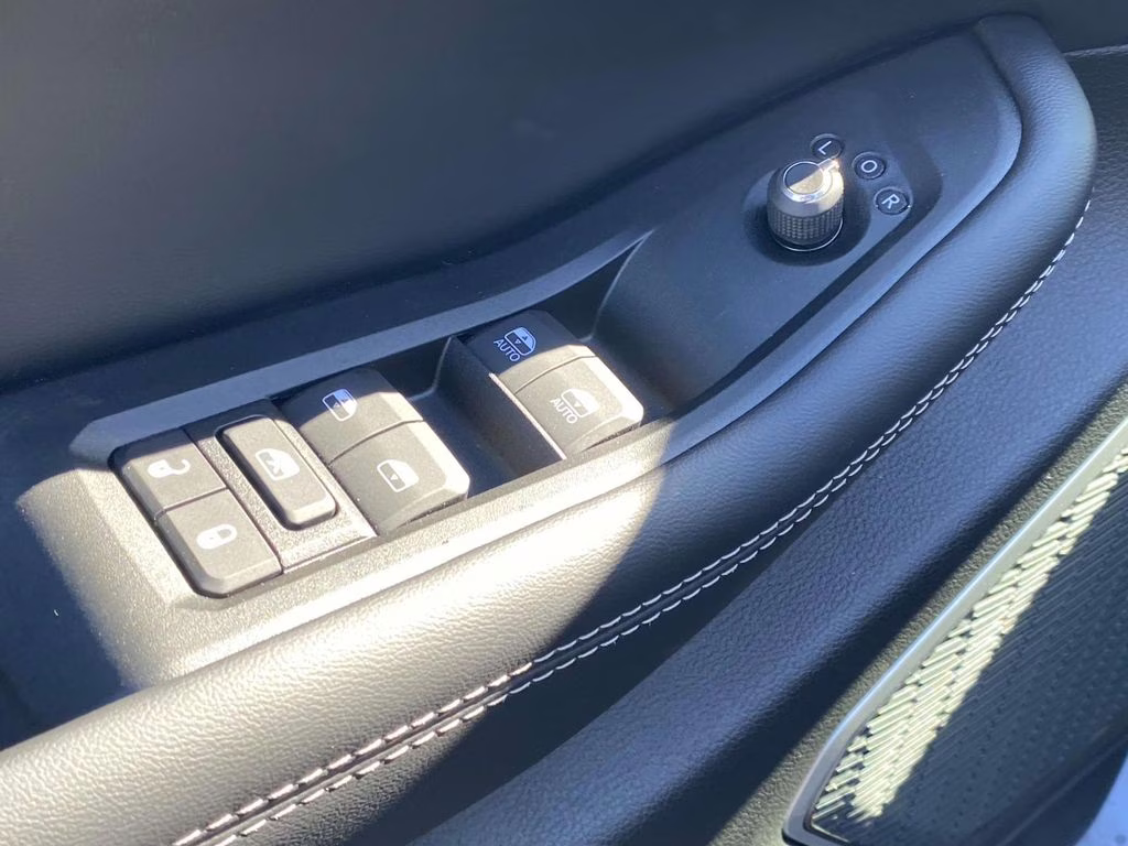 2026 Baltic Gray Metallic Clearcoat Jeep Grand Cherokee Limited RWD SUV