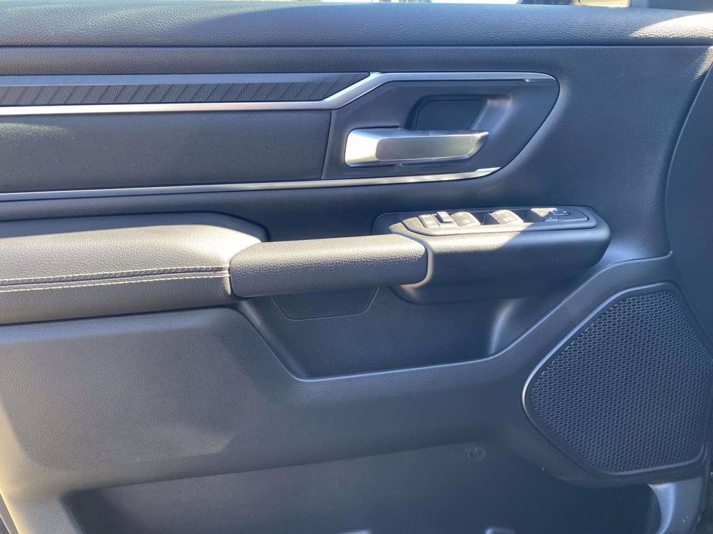 2026 Diamond Black Crystal Pearlcoat Ram 1500 Big Horn/Lone Star 4X4 Truck