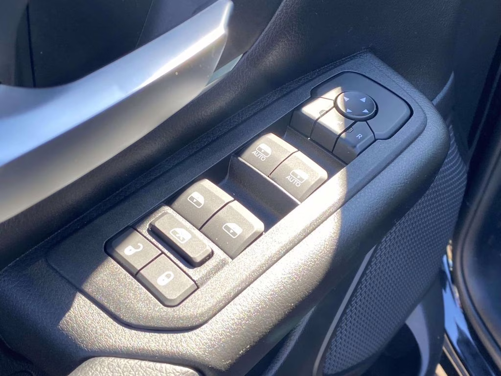 2026 Diamond Black Crystal Pearlcoat Ram 1500 Big Horn/Lone Star 4X4 Truck