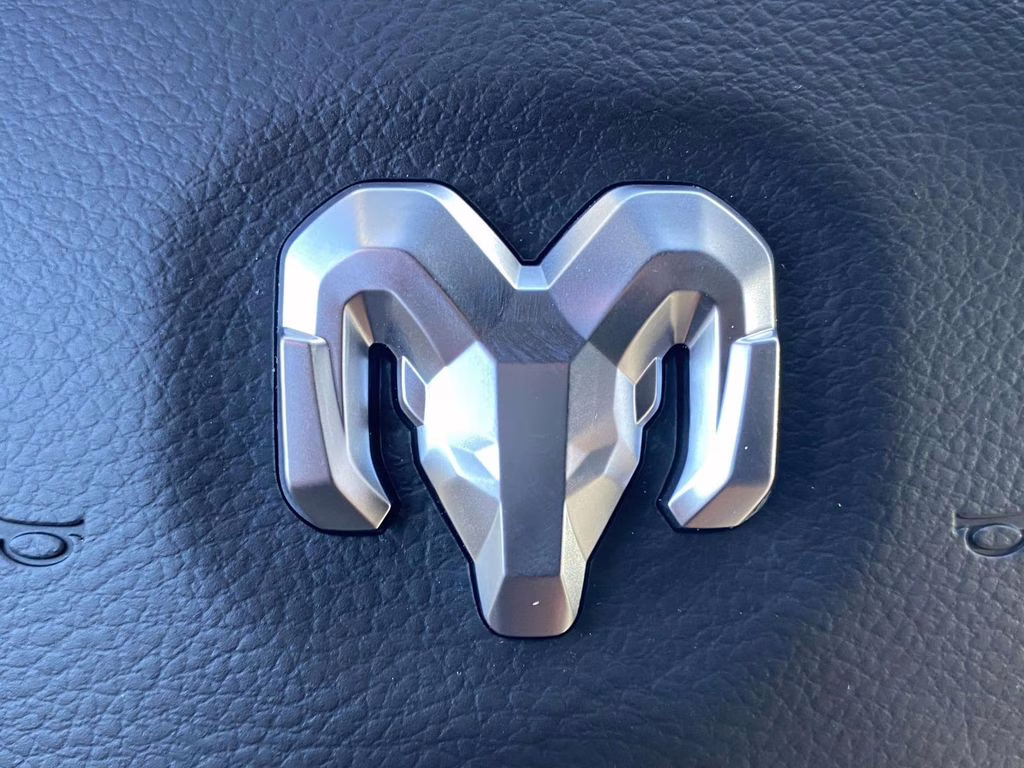 2026 Diamond Black Crystal Pearlcoat Ram 1500 Big Horn/Lone Star 4X4 Truck