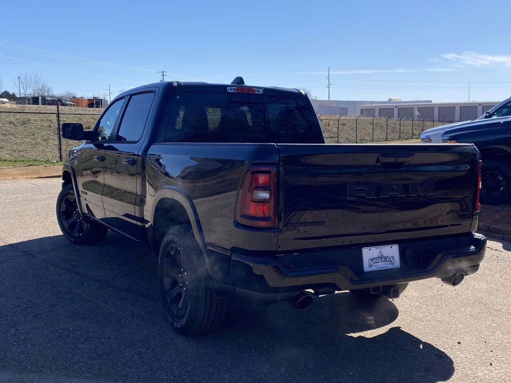 2026 Diamond Black Crystal Pearlcoat Ram 1500 Big Horn/Lone Star 4X4 Truck