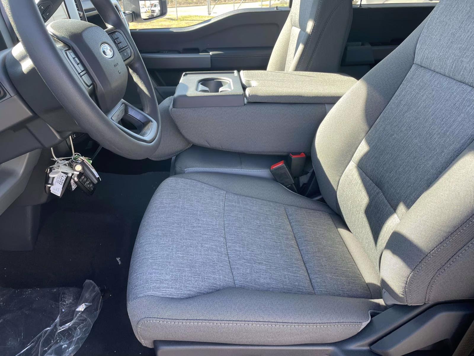 2026 Avalanche Ford Super Duty F-250 SRW XL 4X4 Truck