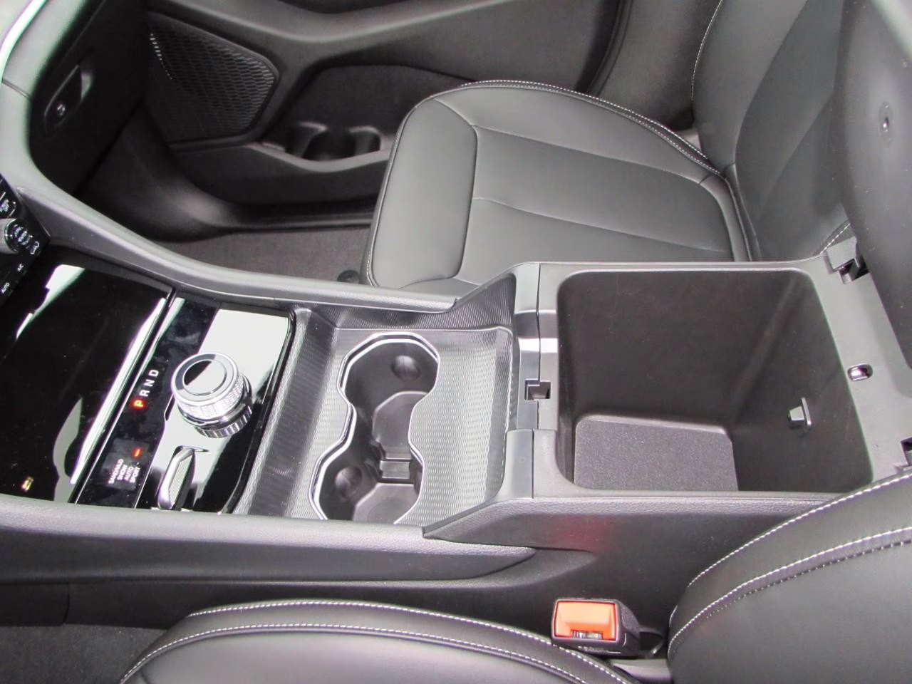 2025 Bright White Clearcoat Jeep Grand Cherokee L Limited 4X4 SUV